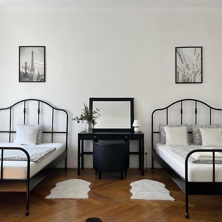 Beautiful City Centre Apartment ウィーン エクステリア 写真