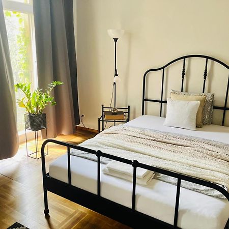 Beautiful City Centre Apartment ウィーン エクステリア 写真